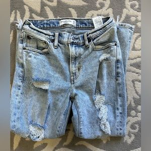 Abercrombie boyfriend jeans